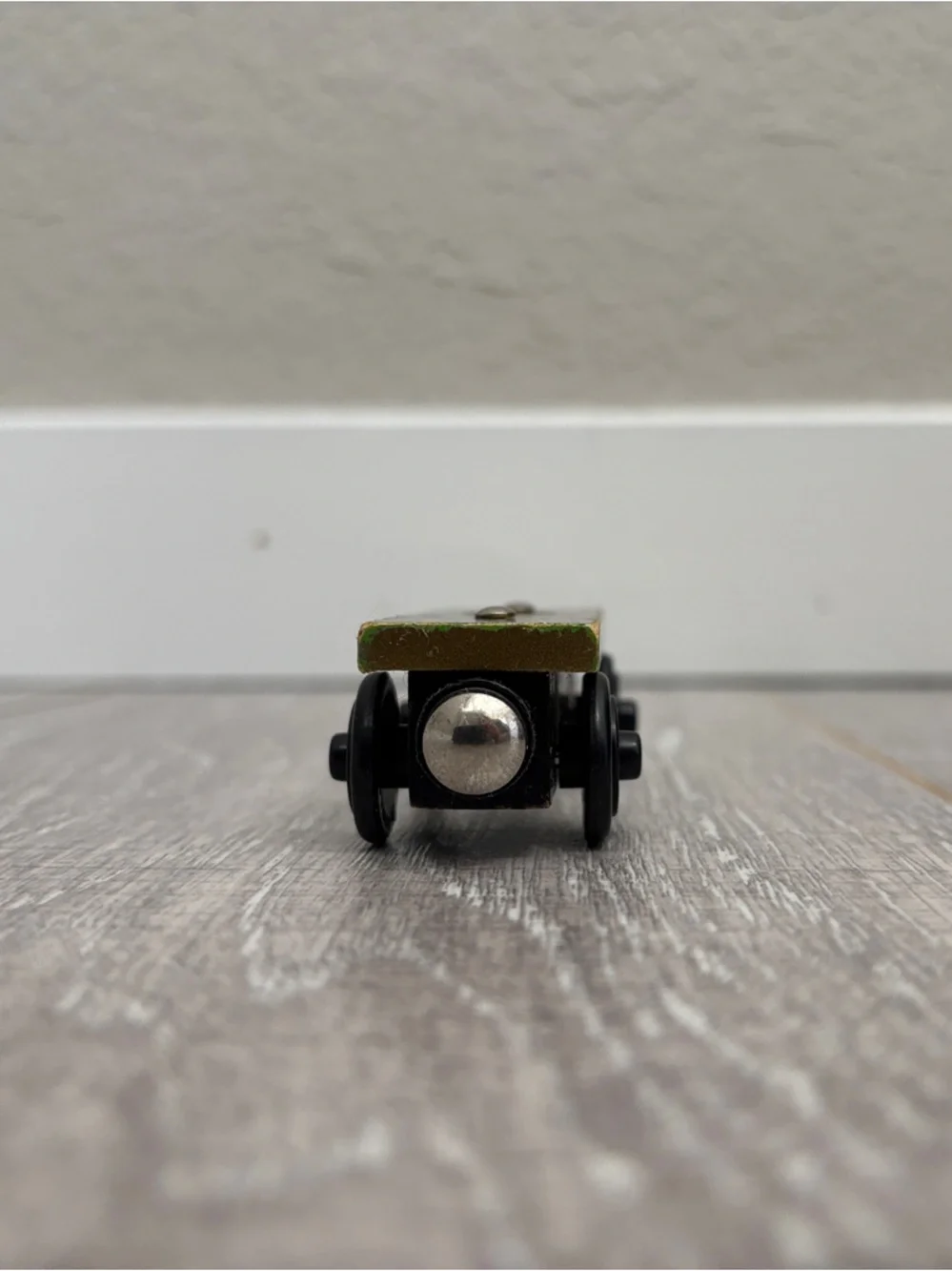 Gold Wooden Flatbed - Thomas & Friends